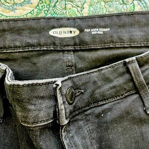Black Old Navy Pop Ice n Skinny Mid-rise jeans